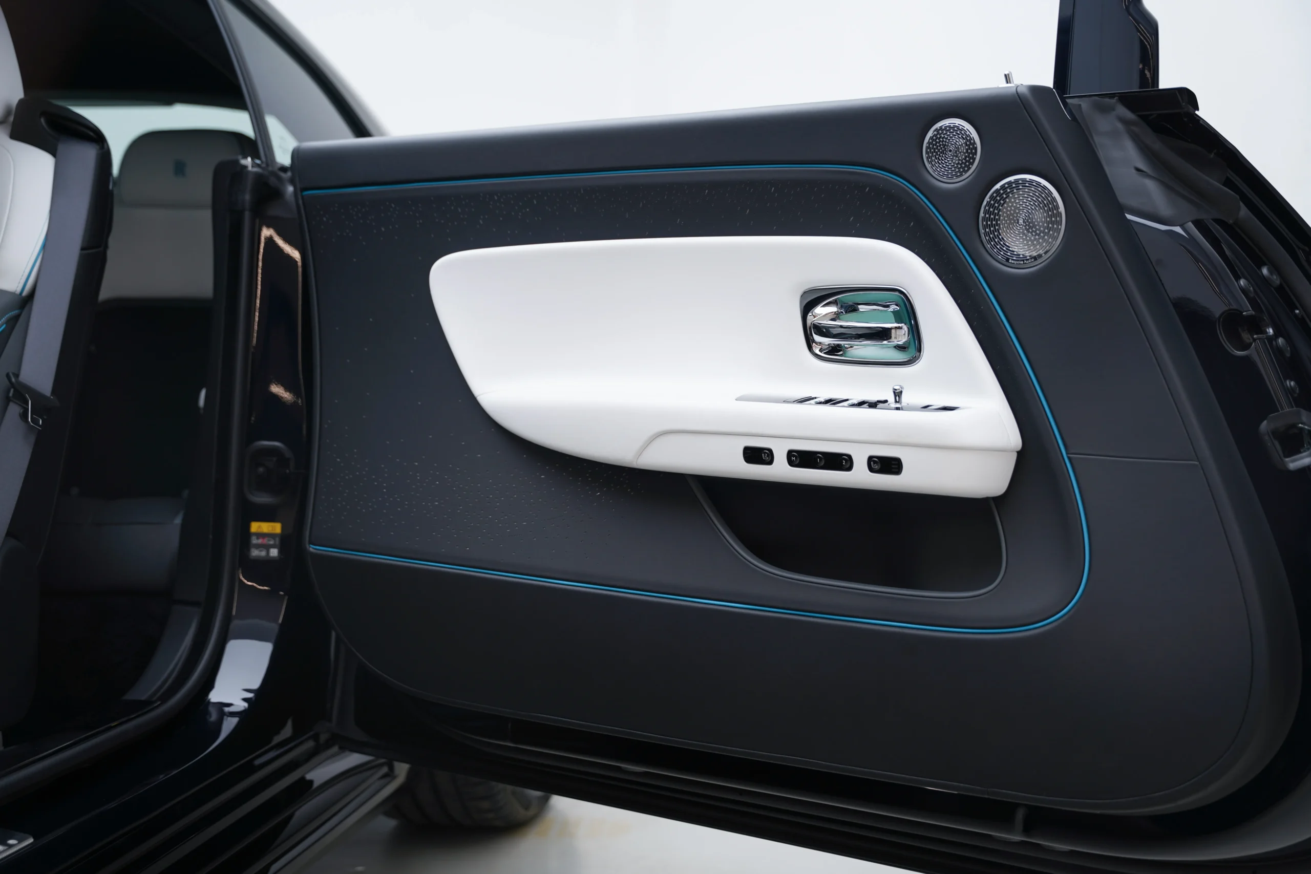 2025 ROLLS ROYCE SPECTRE interior