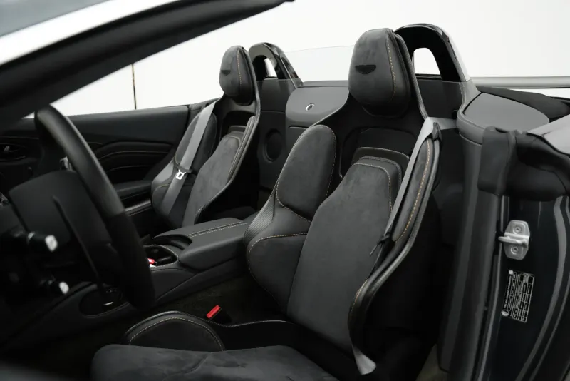 2023 Aston Martin Vantage V12 interior