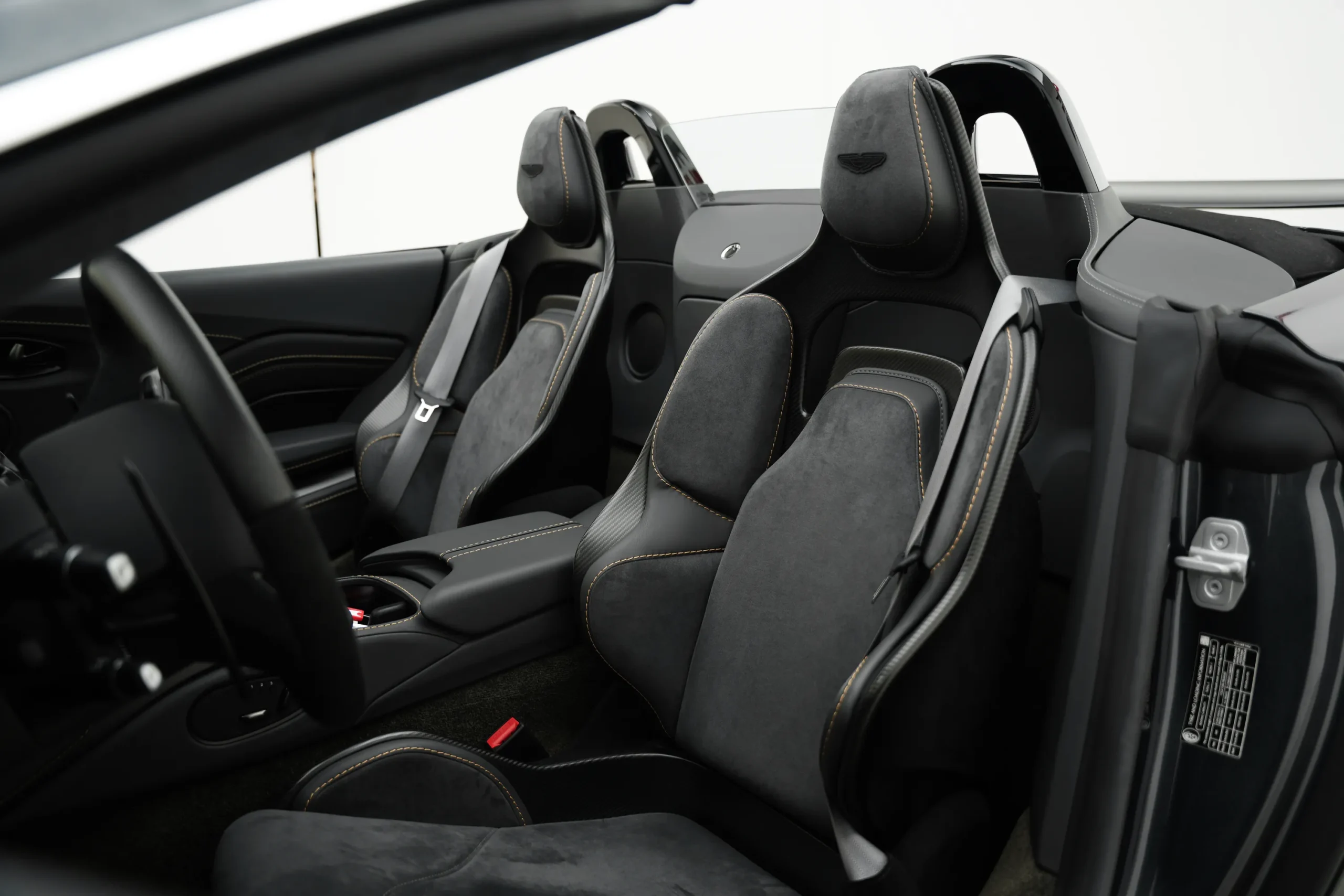 2023 ASTON MARTIN VANTAGE V12 interior