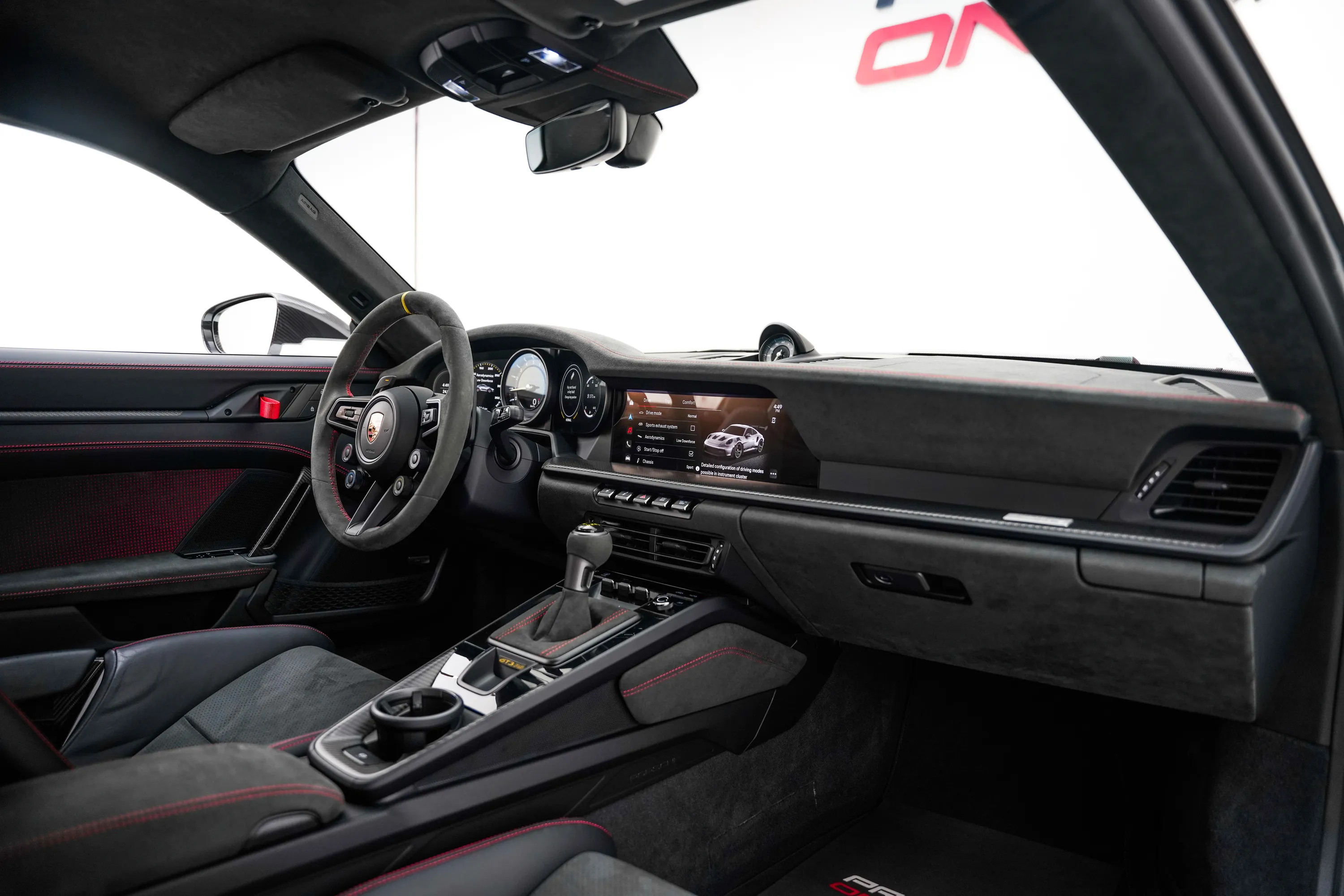 2025 Porsche 911 GT3 RS interior