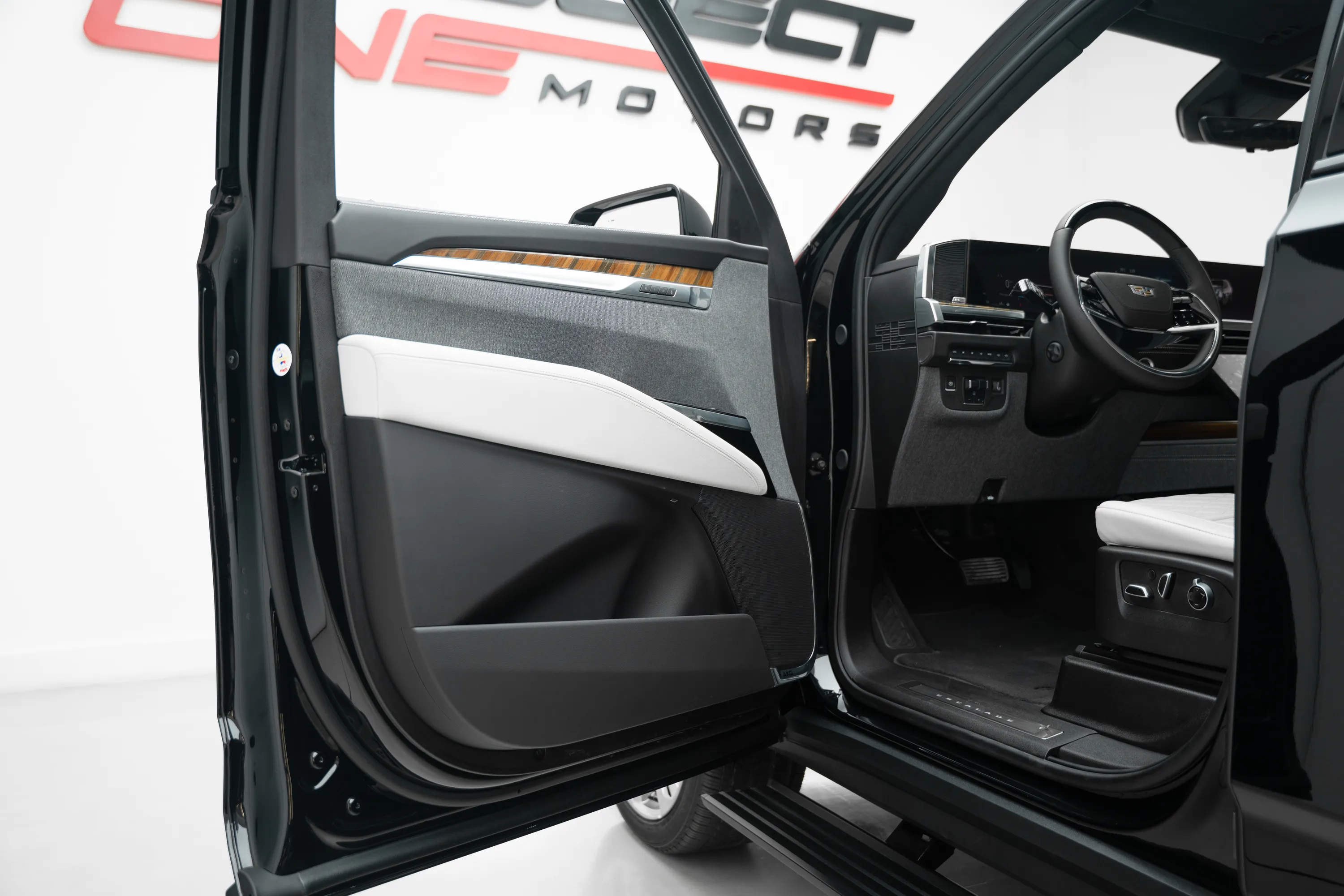 2025 CADILLAC ESCALADE 600 SPORT PLATINUM WITH WARRANTY AND SERVICE CONTRACT interior