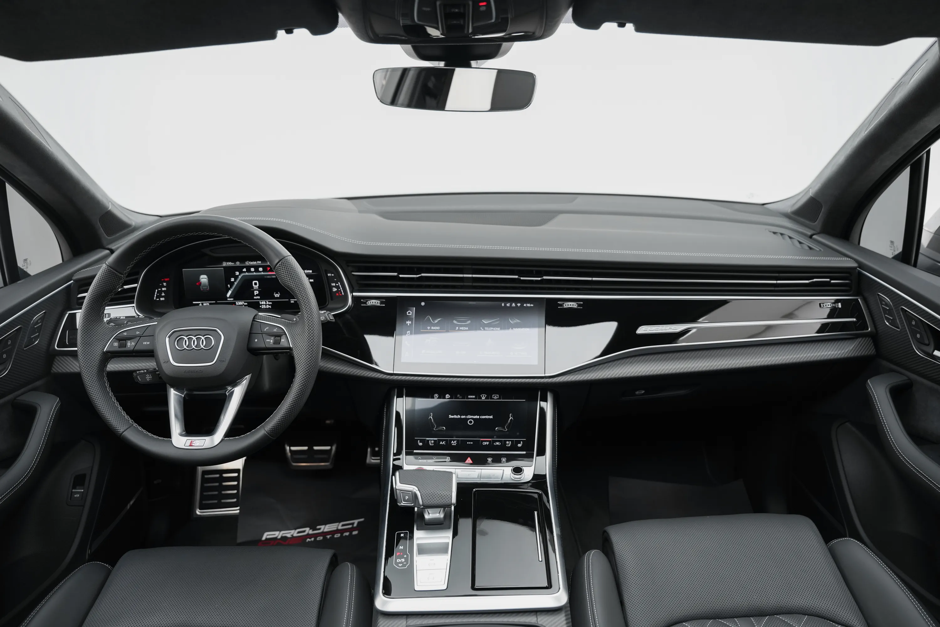 2025 Audi SQ7 4.0 TFSI quattro · Warranty · Service Contract interior