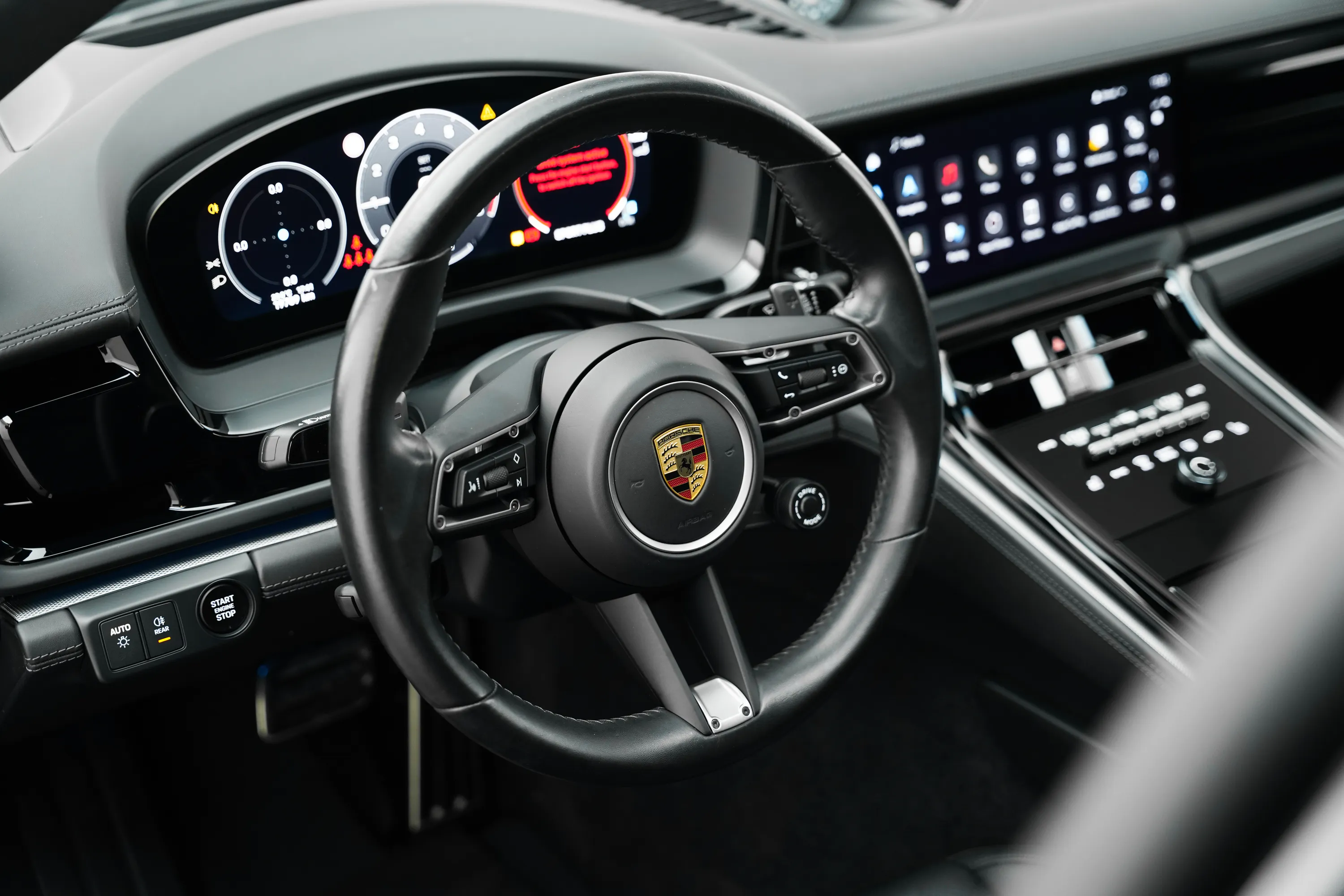 2024 Porsche Panamera 4 interior