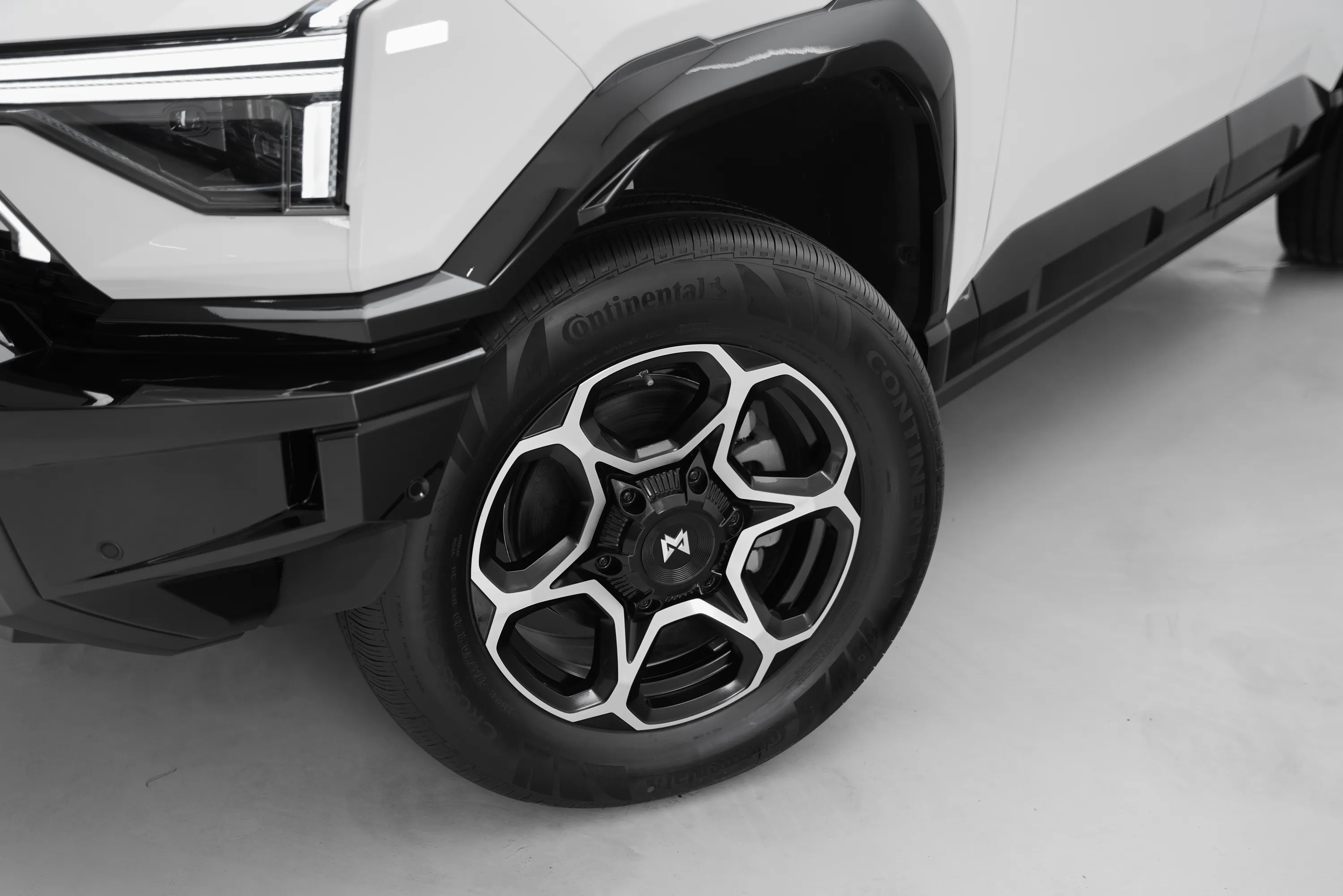 2025 DONGFENG M-HERO M817 EREV ADS interior