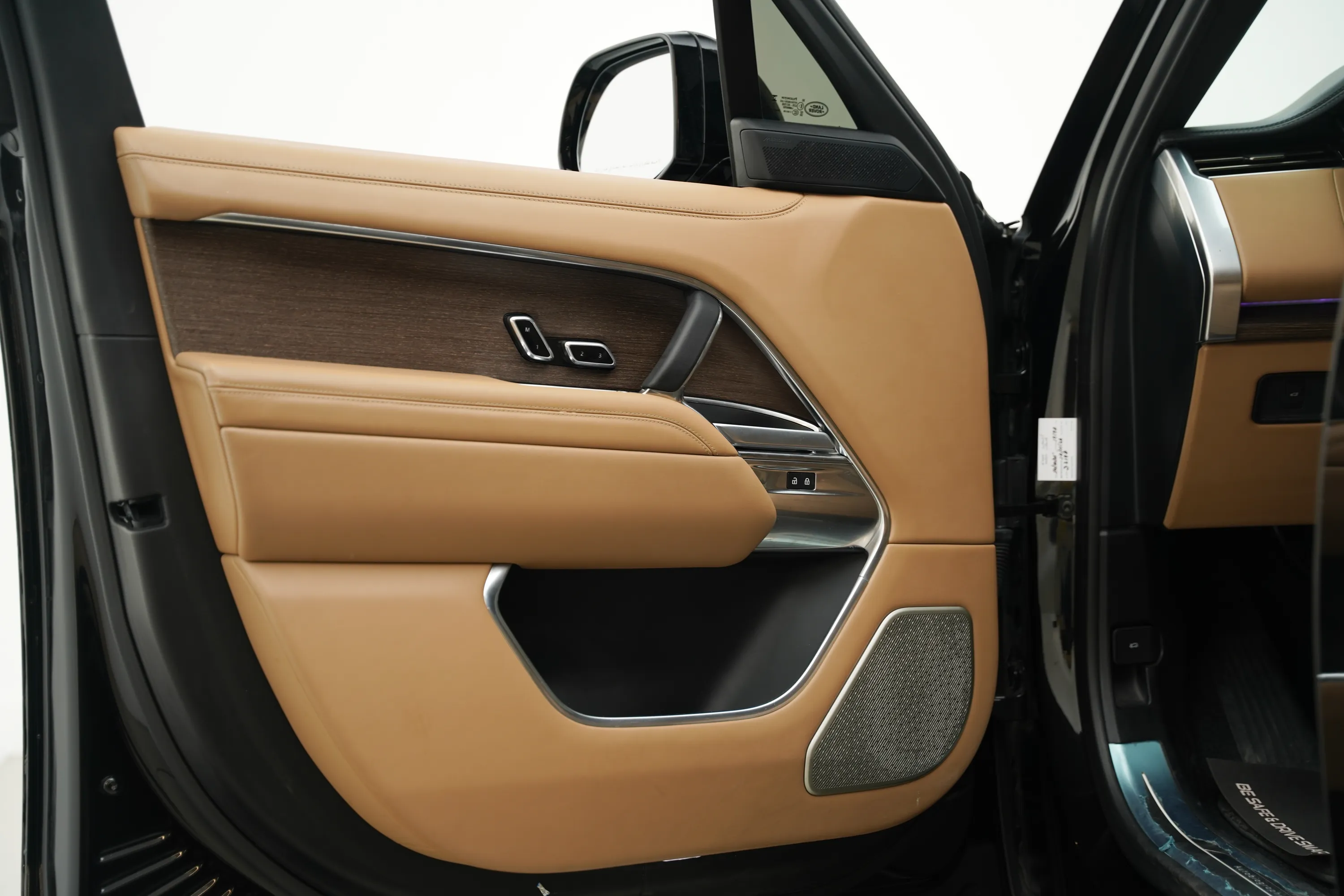 2024 RANGE ROVER P530 AUTOBIOGRAPHY WITH WARRANTY AND SERVICE CONTRACT interior